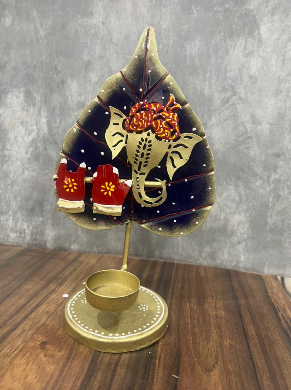 Patta ganesh candle holder and tea light stand 
